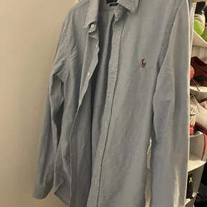 Ralph lauren skjorta - Ralph lauren skjorta köpt på plick, slim fit