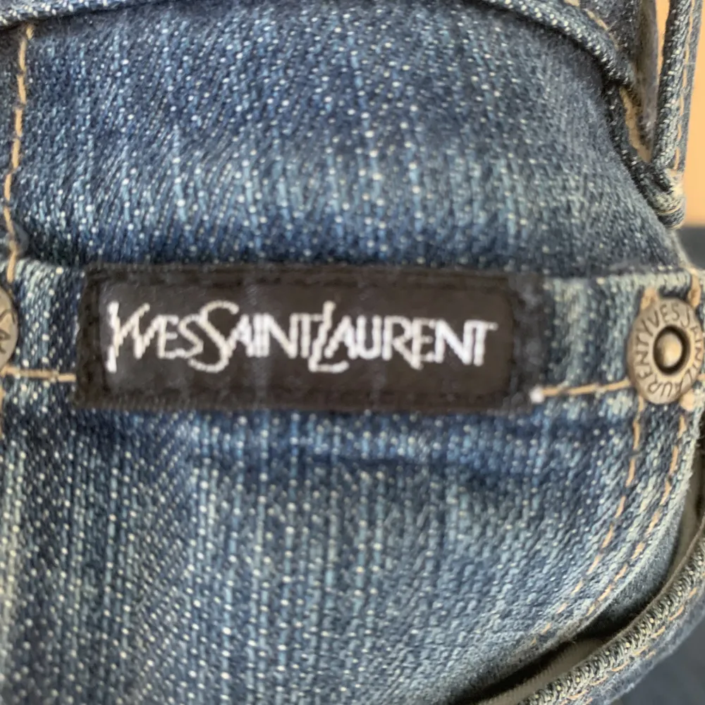 Feta YSL Jeans strl 34x32. Bra skick. Pris kan diskuteras!. Jeans & Byxor.
