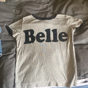 T shirt - Skönt material och använd ett får tal par gånger 