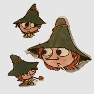 klistermärken  - 5 för 20 kr! handgjorda snusmumrik klistermärken <3 skriv så skickar jag bild på alla som finns!  