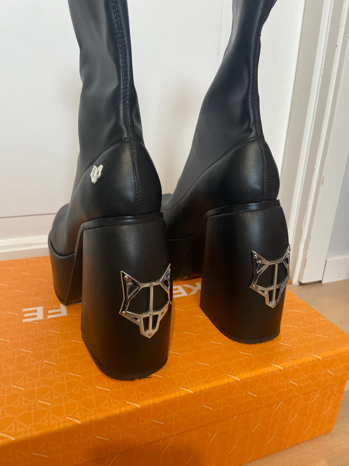 Naked Wolfe Klackskor - 90