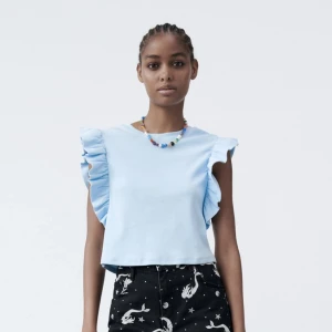 Ljusblå volangtopp - Ljusblå volangtopp från zara 🩵 Storlek: S