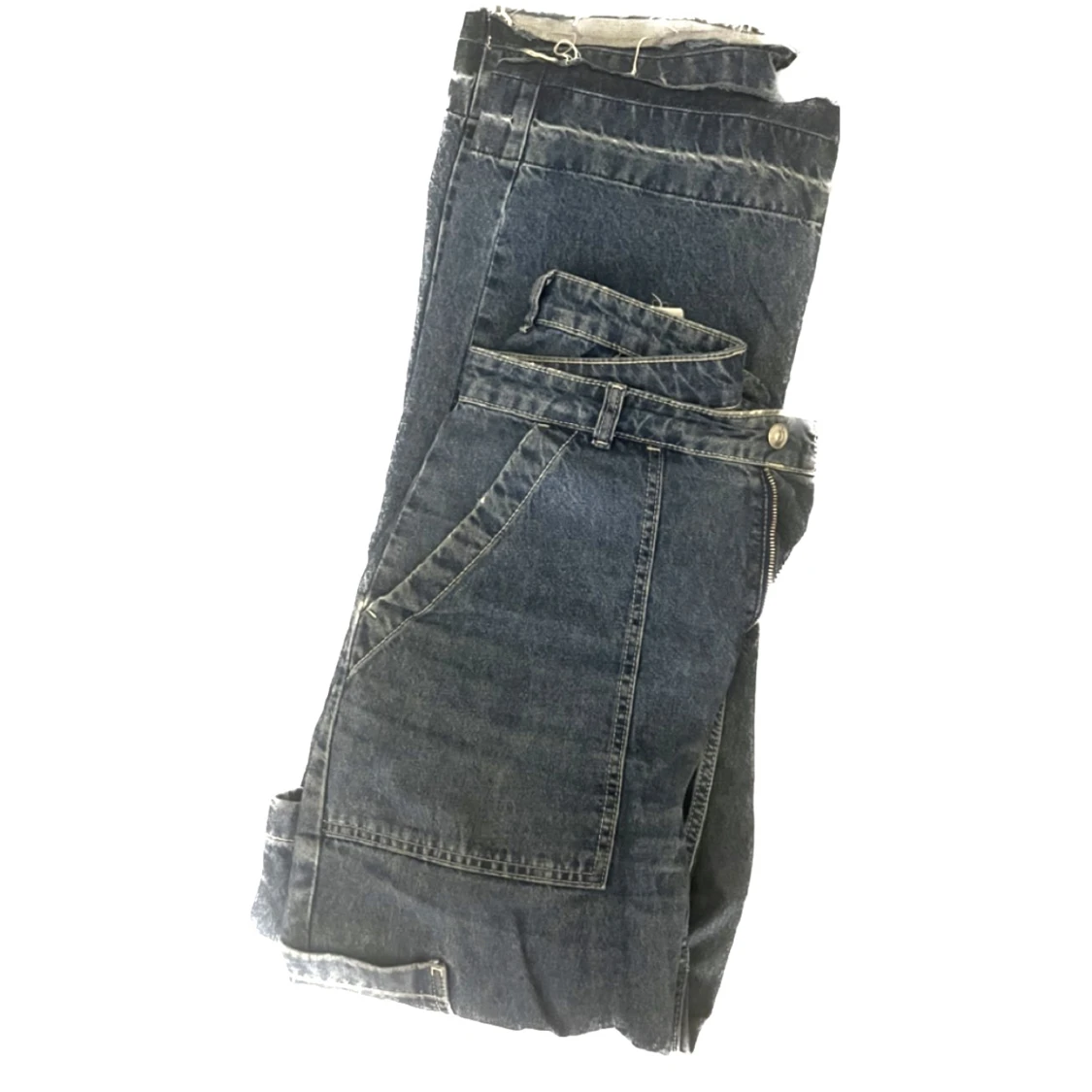 Wide leg jeans med extra fickor 