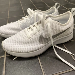 Nike träningsskor - Helt oanvända träningsskor/sneakers från Nike. 