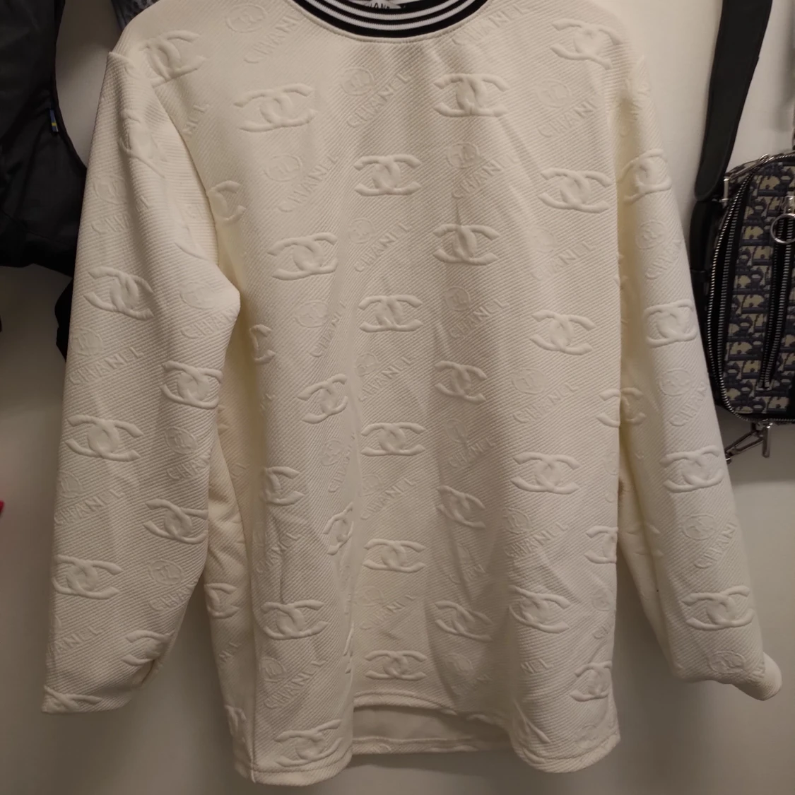 Chanel  - 90