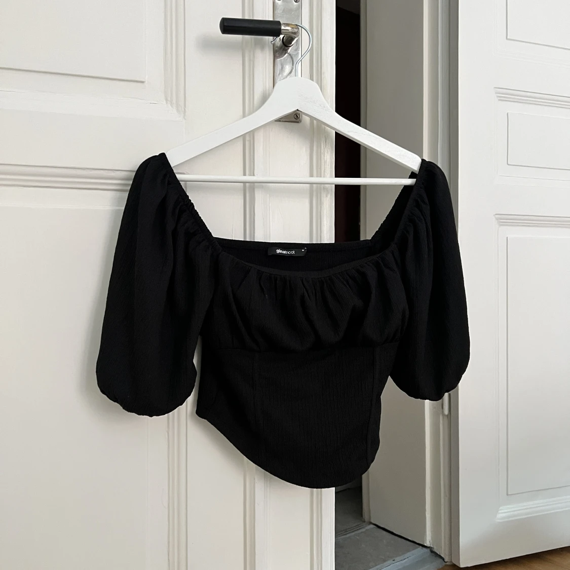 Topp med puffärm  - 90