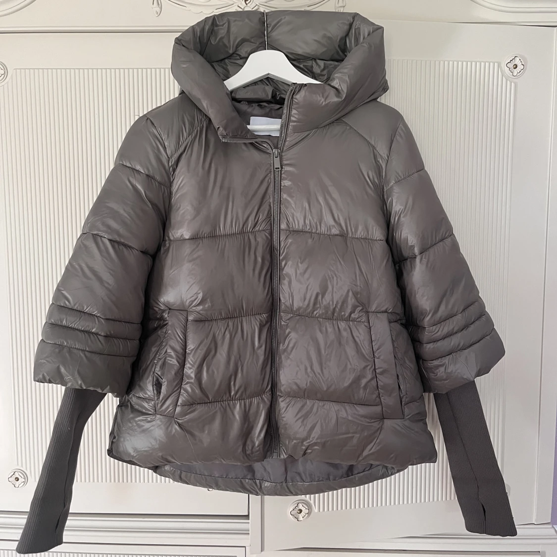 trekvartsärmad jacka i silver/grå, XS - 90