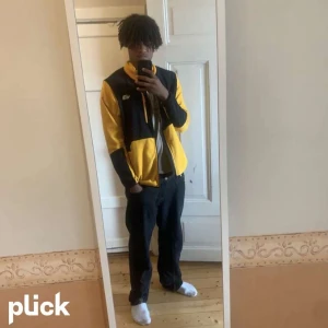 The North Face fleece - Gul och svart northface fleece