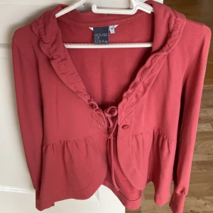 Cardigan House of lola  - Cardigan House of lola Mkt sparsamt använd Färg rost 