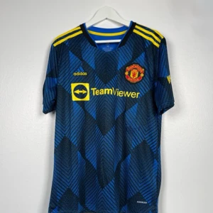 Fotbollströja  - Adidas - Manchester United #23 Sancho 🔥 Storlek M (passar L)  Skick 10/10 499kr