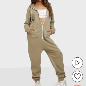 Pieces onepiece jumpsuit  - Xs nyskick oversize köp hos Nelly.se