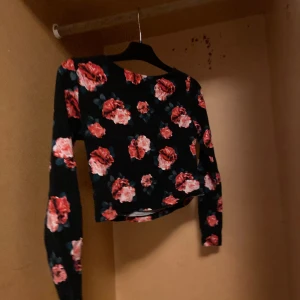 Rosig topp  - Köpt på loppis och använt den typ 3 gånger 