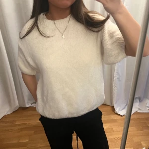 Trekvartsärmad tröja😊 - Jättesnygg trekvartsärmad tröja perfekt nu😍