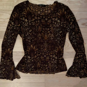 Mesh tröja - Mönstrad mesh tröja i brun & beige färg! Superfin men används tyvärr inte🤍