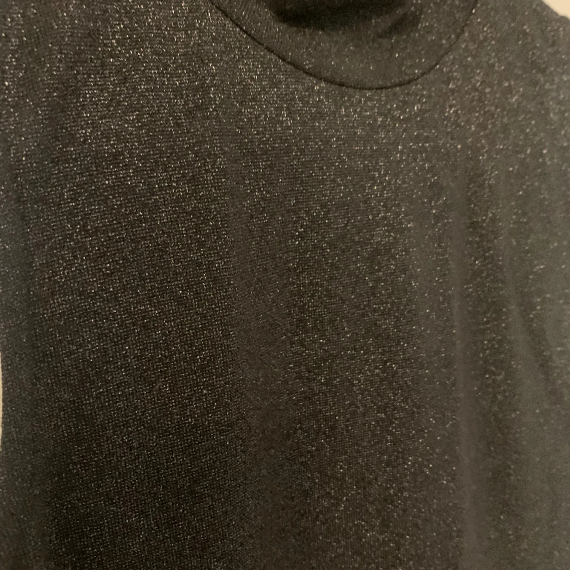 Glittrig klänning - 90