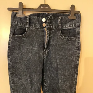 Leggings byxor pant högmidja - Oanvänd 