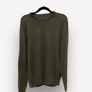 Pullover(These Glory Days) - Riktigt snygg Pullover från These Glory Days 10/10 skick.Nypris ligger runt 1099kr