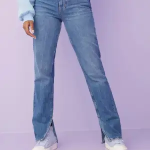 Gina Tricot jeans. Säljer då de inte kommer till användning. Skriv för fler bilder!!💛