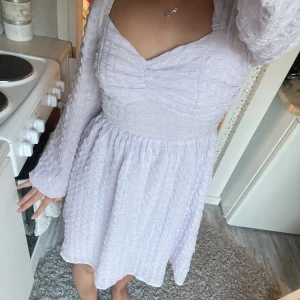 Klänning - Klänning ifrån NAKD