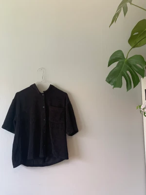 Skjorta  - Velour skjorta från Lager157