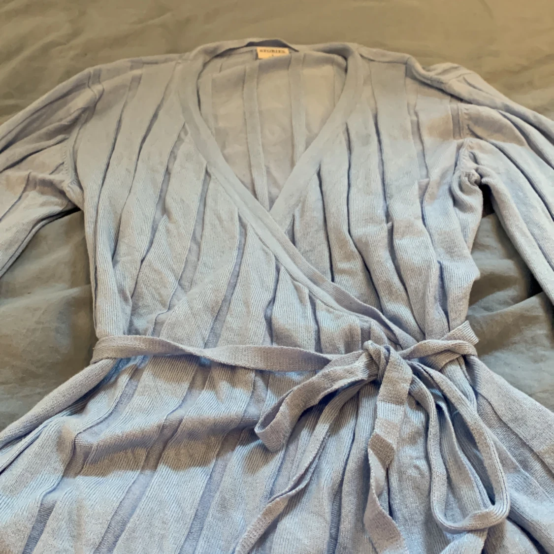 Ribbad omlotttröja - 90