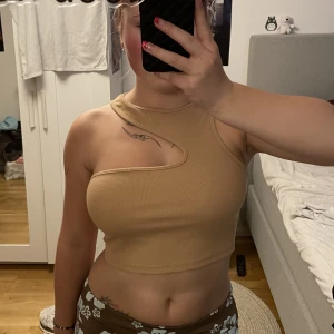 festtopp - jättefin topp. oanvänd ❤️