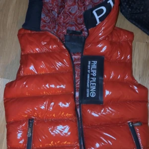 Philipp plein väst - Skick 9/10 Fraktar bara Storlek M