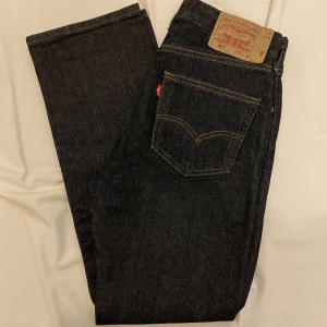 Levis 501 - Levis 501 jeans i 10/10 skick. Storlek 32/30. 
