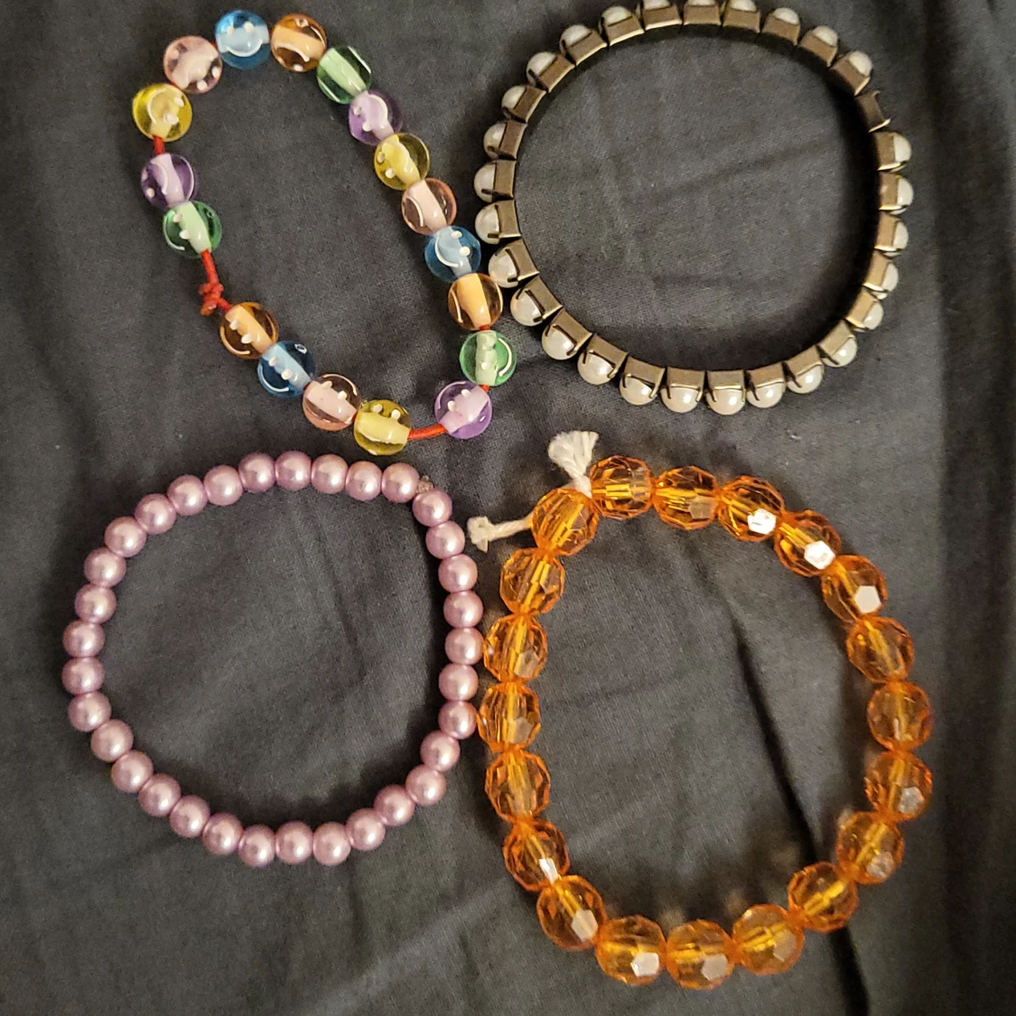 Lite random egengjorda armband 