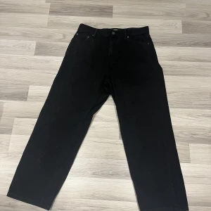 Bershka baggy jeans - Hör av er om ni är intresserade  Kan ändra pris också 
