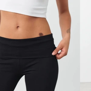 Yoga pants - Säljer dessa yoga pants ifrån Gina Tricot, Aboult nyskick lappen kvar , men hann inte lämna tbx , skriv om egna bilder eller något annat 🤍 