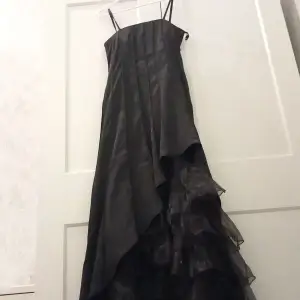 Long black dress 