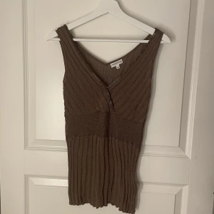 Peppercorn linne🤩 - Hej säljer mitt fina peppercorn linne som tyvärr inte kommer till användning. Skulle säga att det passar s-m. Hör av dig om du undrar något🤍