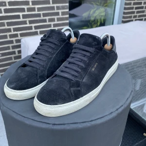 Arigato skor - nypris 2400, säljer för att köp nya skor inför hösten, väldigt bra skick, putsar till de innan leverans