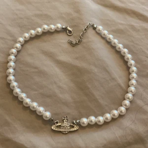 Vivienne westwood halsband - Pärl halsband  oanvänd🫶🏽