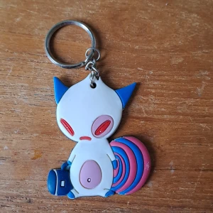 Nyckelring witch  - Intressekoll. Kan frakta med brev, pm först.  För mer info skicka pm. Köparen står för frakten. Ansvarar inte för paketet under frakt.