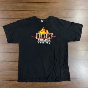 Vintage Blazin T-shirt  - Snygg vintage Blazin T-shirt i storlek XL! Bara att skriva om du undrar över något🙏