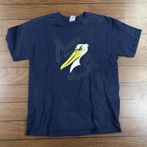 Vintage MB T-shirt  - Snygg vintage T-shirt i storlek L! Bara att skriva om du undrar över något🙏