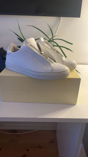 Arigato skor - Arigato skor med zip storlek 39