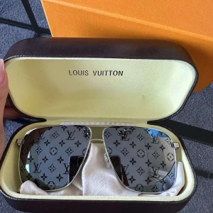 Lv glasögon  - Louis vuitton glasögon 