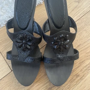 Sandaletter  - Supersöta sommarklackar! I bra skick! Storlek 36🖤