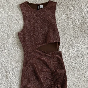 H&M skinny dress  - H$M dress size XS, weread for one time only 