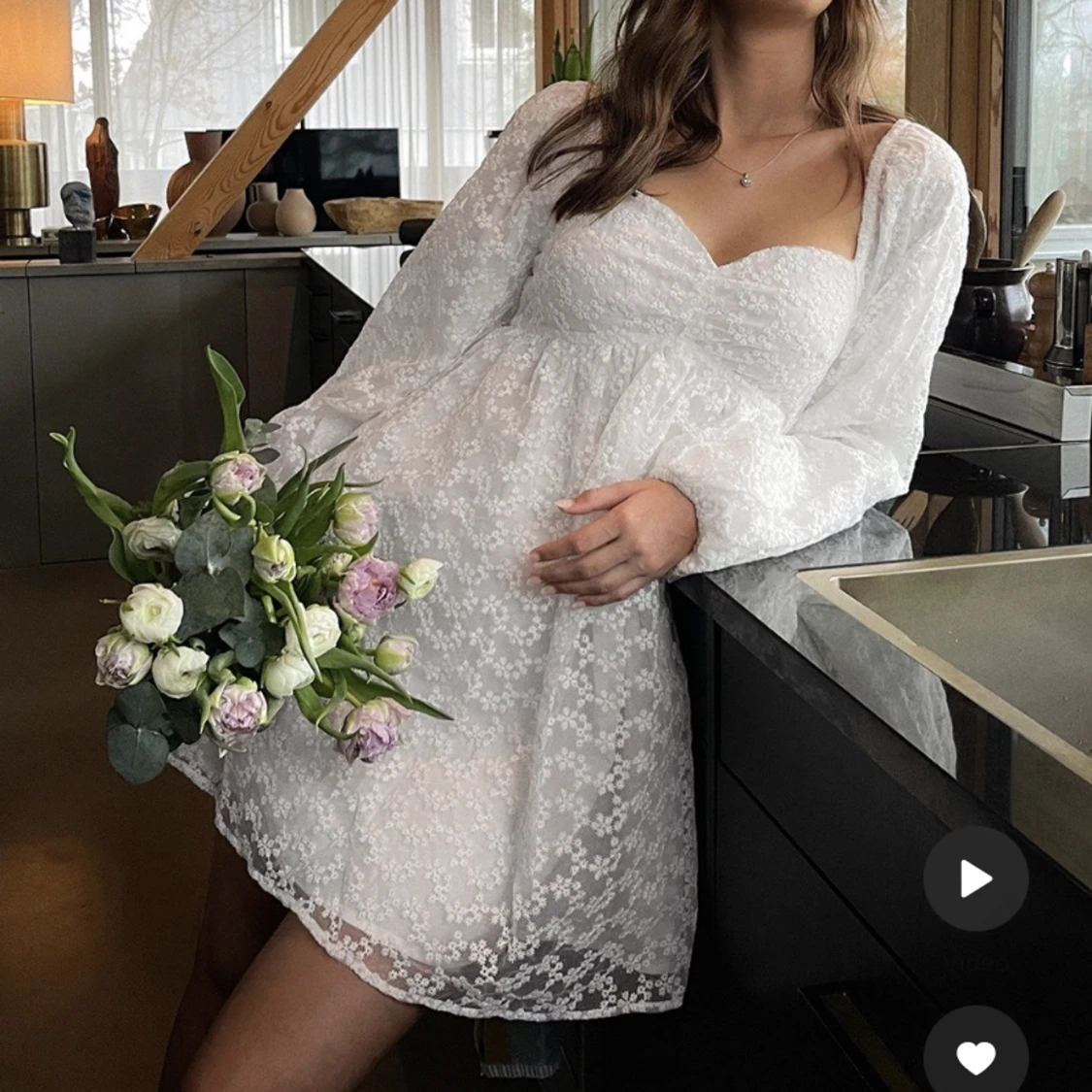 Kort vit klänning🤍 - 91
