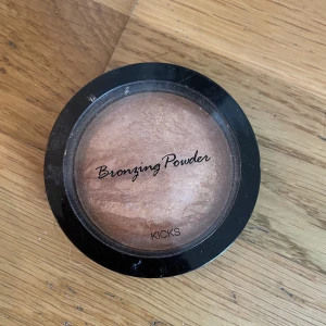 Bronzing powder - Använd några gånger 