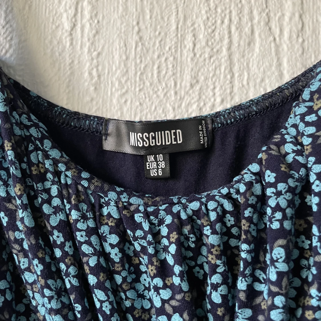 Blommig klänning - 90