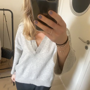 Grå tröja - Jättemjuk grå tröja från hm! Frakt 54☺️