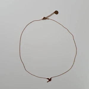 Halsband duva - Ett halsband från Edblad som tyvärr inte kommer till användning pga att jag passar bättre i silver. 