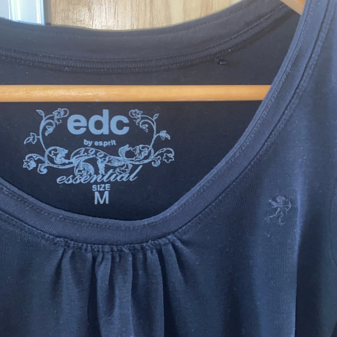 Svart tröja från EDC Esprit - 90