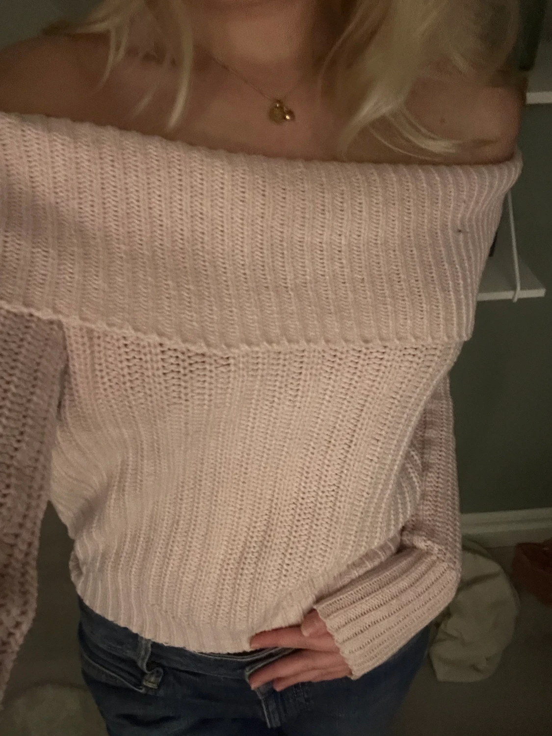 Rosa stickad offshoulder tröja  - 90