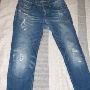 Tjena säljer gstar jeans för 600, org pris 1.1
